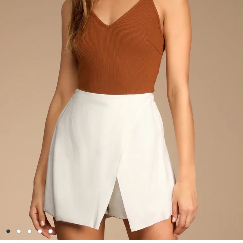 White lulus skort (small)